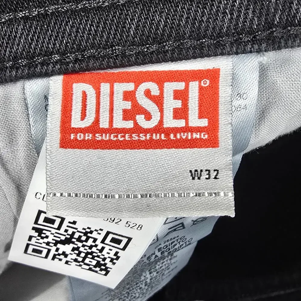 NWT Diesel Mens 34x31 Black Button Fly 2007 Zatiny Jeans
